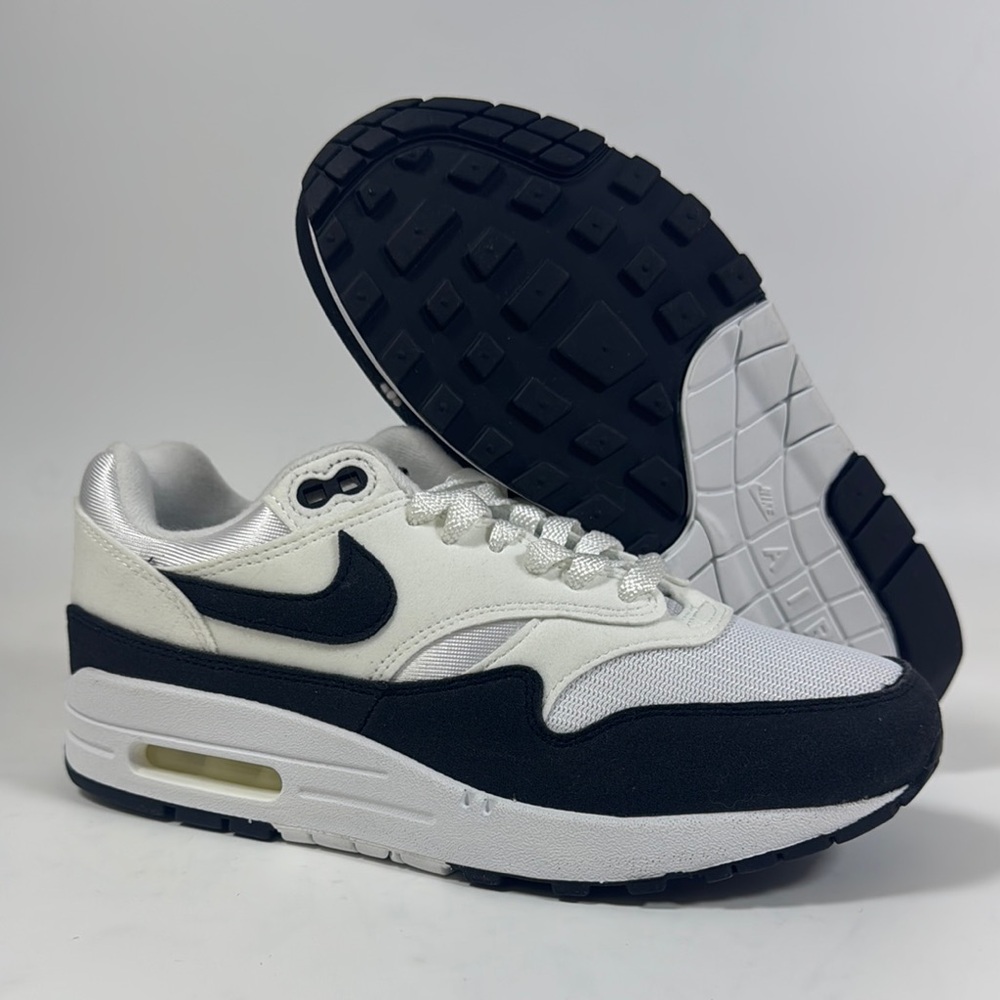Women’s Nike Air Max 1 Black/White DZ2628-102 NWOB